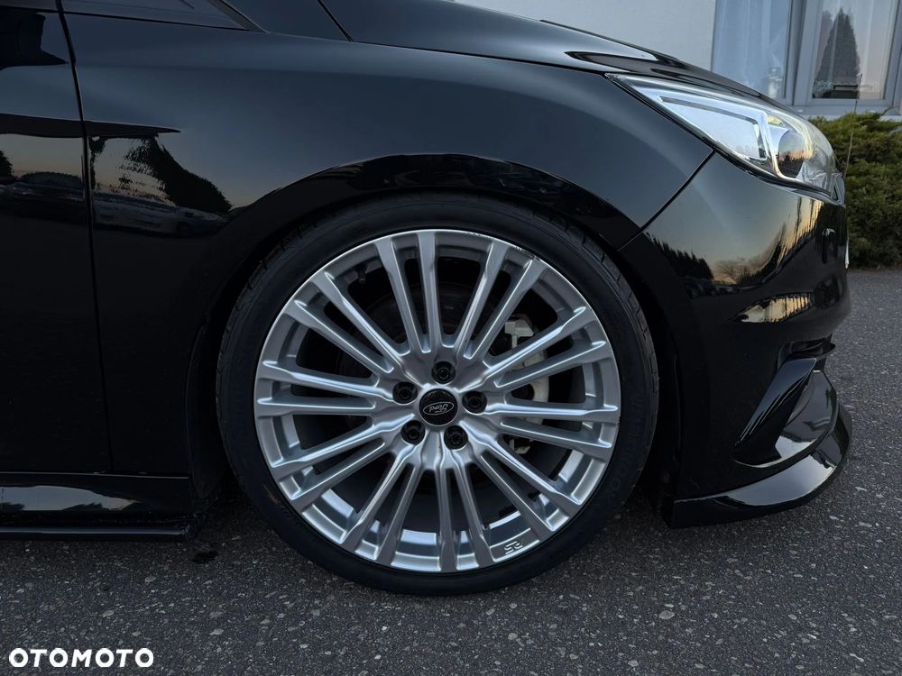 Ford Focus 2.0 EcoBoost ST - 32