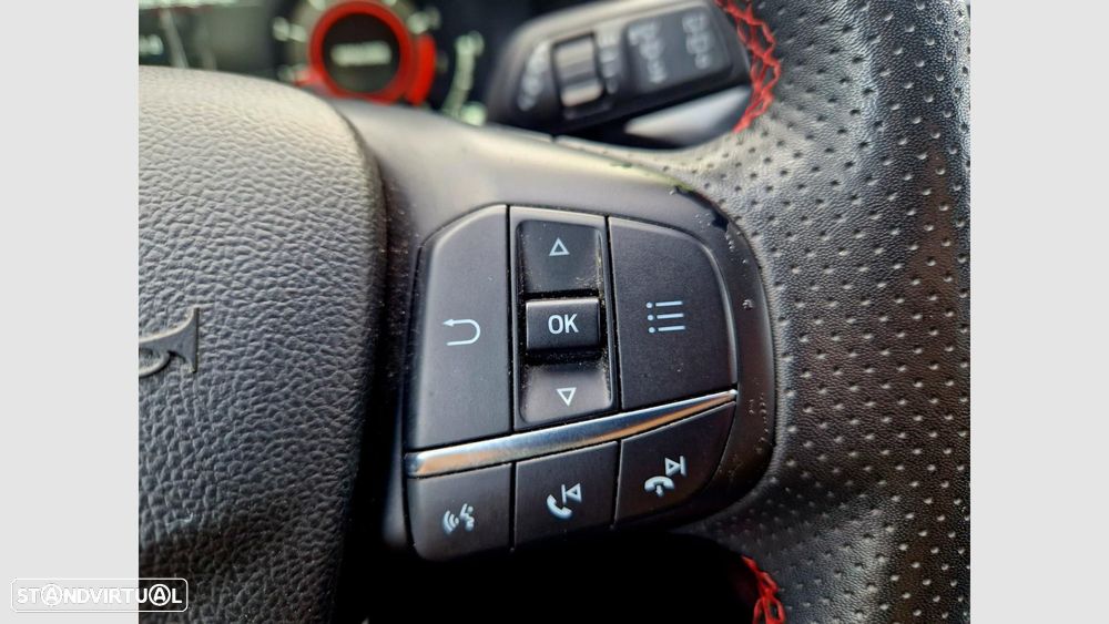 Ford Kuga 1.5 EcoBoost ST-Line - 15