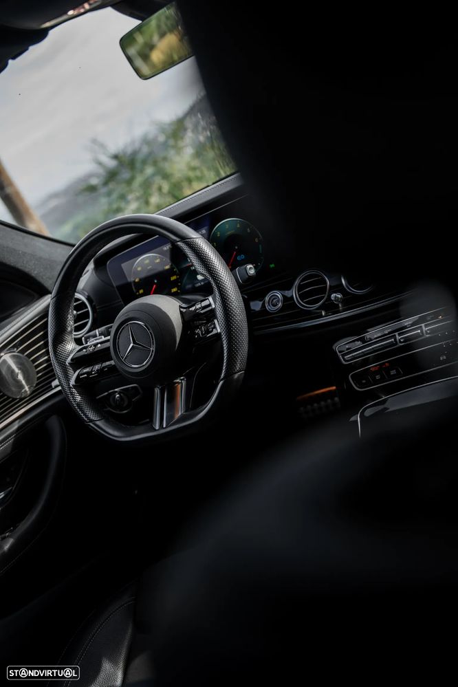 Mercedes-Benz E 300 de AMG Line - 27