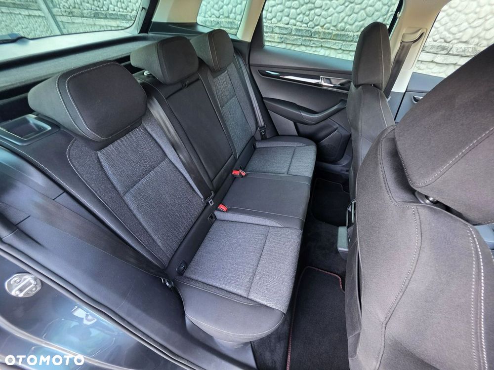 Skoda Karoq 1.5 TSI DSG Ambition - 29