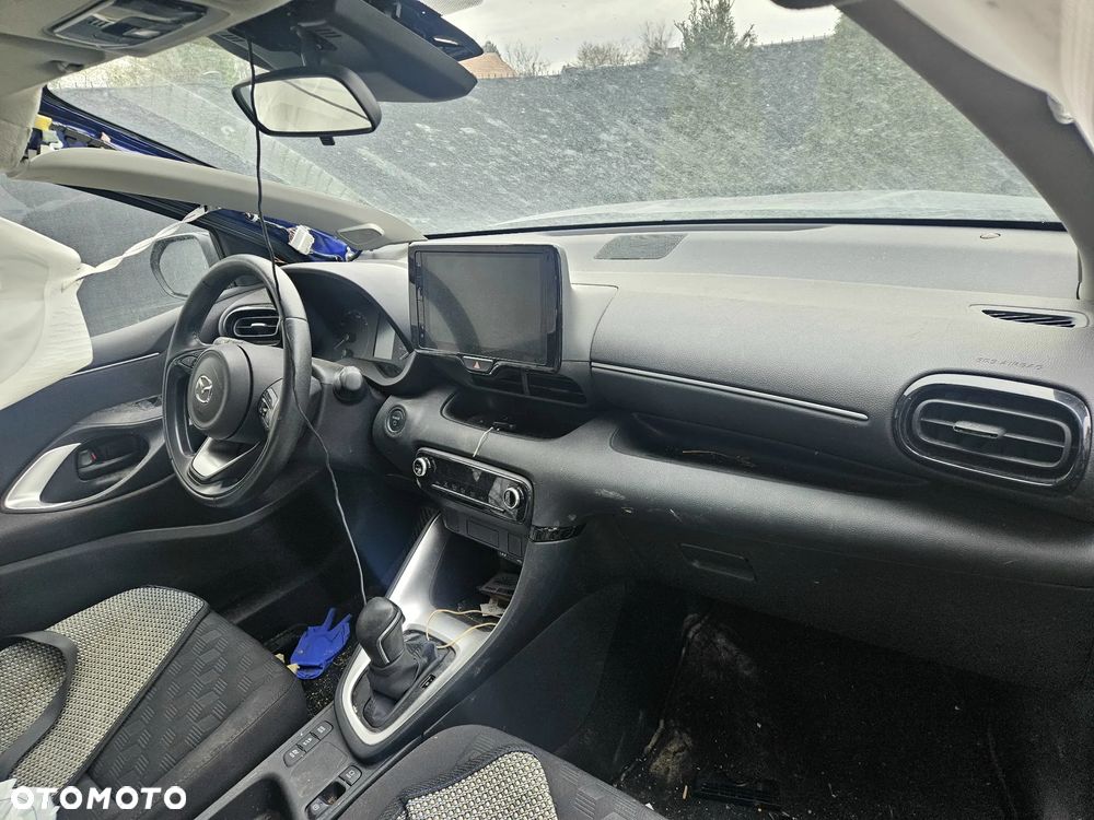 Mazda 2 - 6
