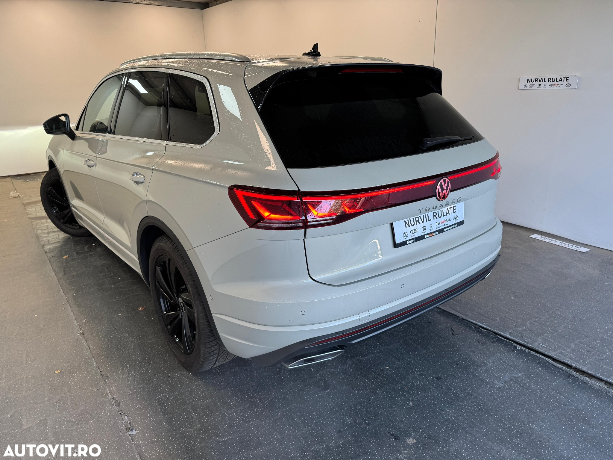 Volkswagen Touareg 3.0 V6 TDI 4Motion DPF Automatik Elegance - 29