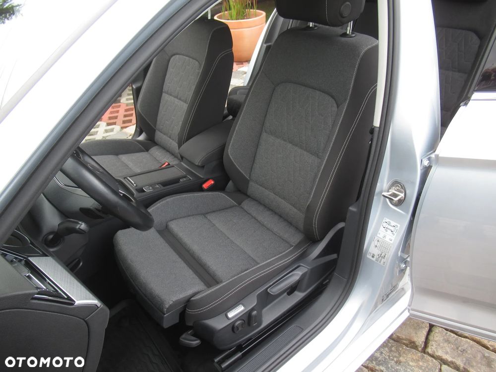 Volkswagen Passat 2023