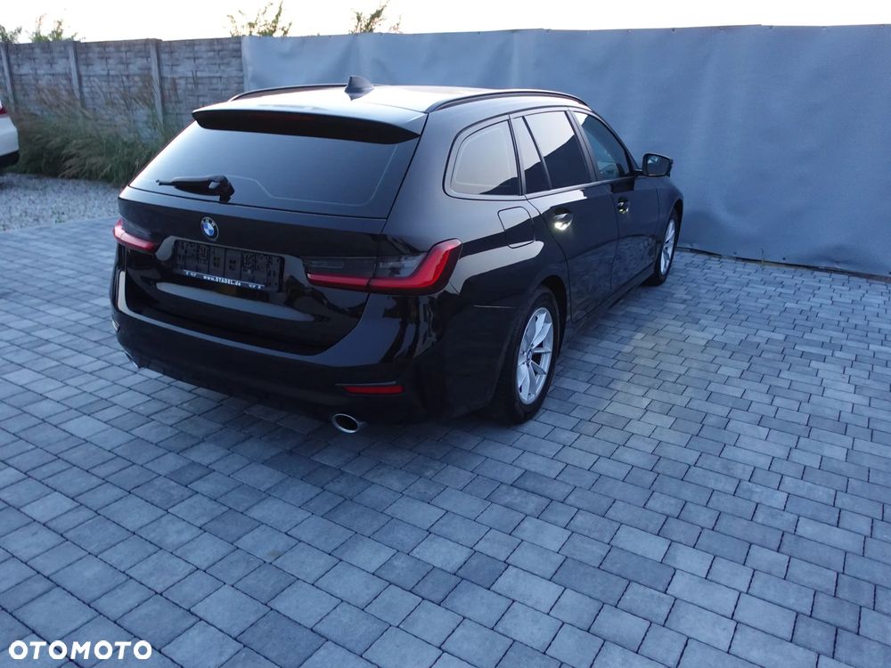 BMW Seria 3 320d - 1
