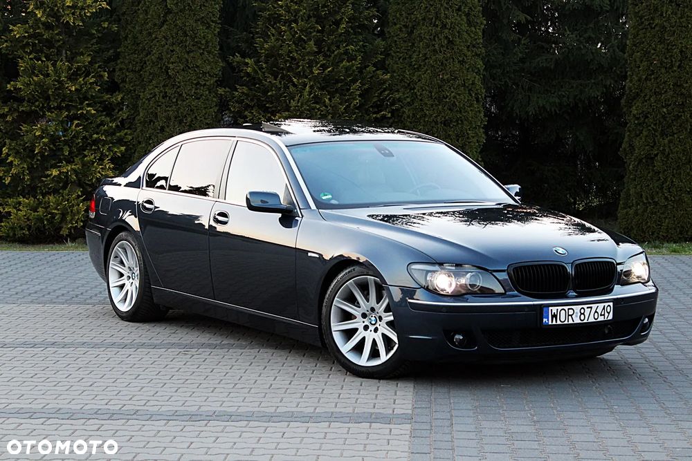 BMW Seria 7 750Li - 2