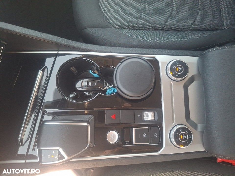 Volkswagen Touareg V6 TDI Style - 19