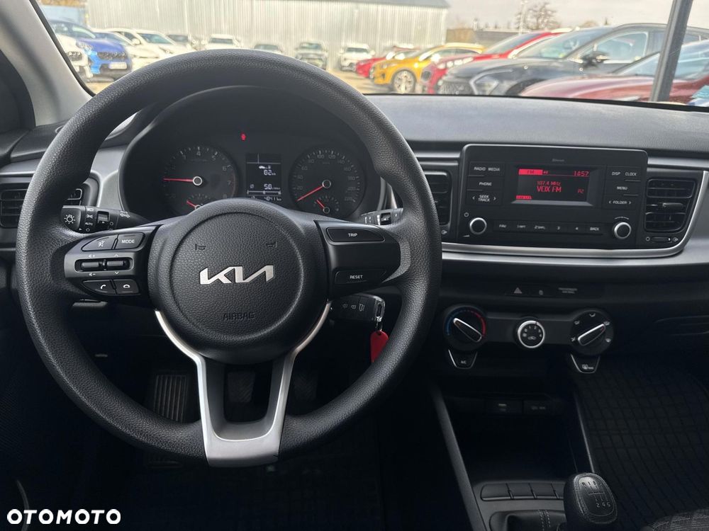 Kia Rio - 13