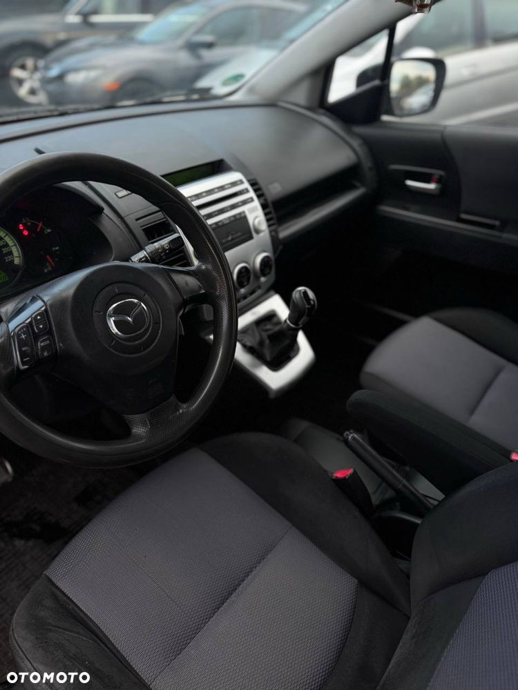 Mazda 5 - 5