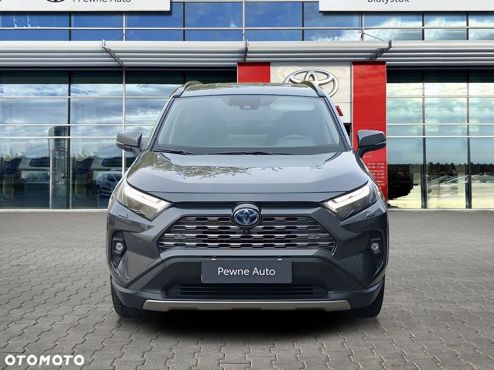 Toyota RAV4 - 8