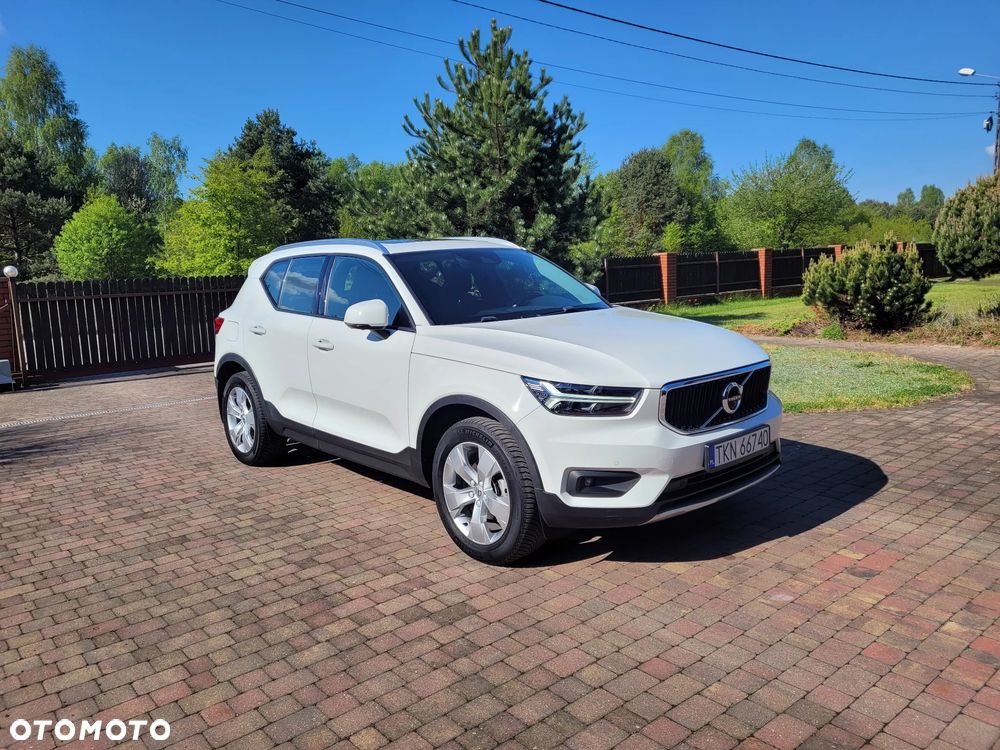 Volvo XC 40 T2 Momentum - 9