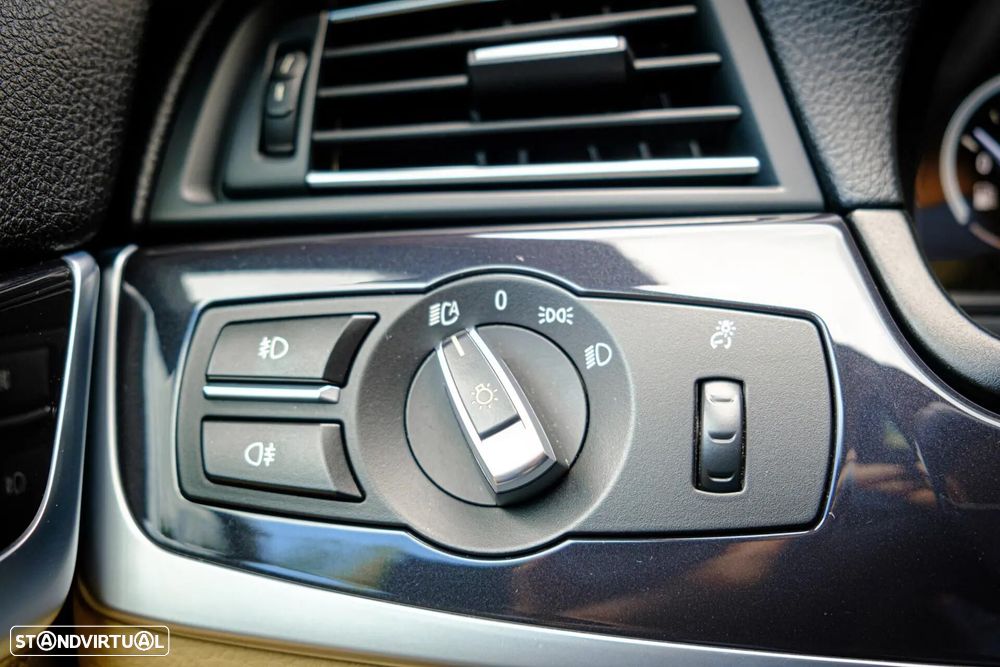 BMW 525 d Line Luxury Auto - 27
