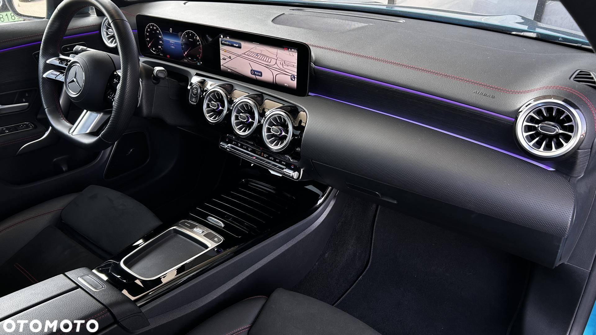 Mercedes-Benz CLA - 22