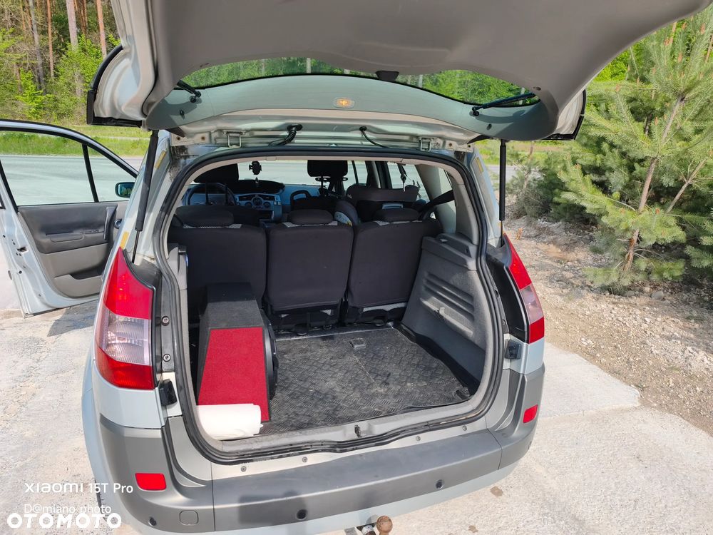 Renault Scenic 1.6 16V Confort Authentique - 15