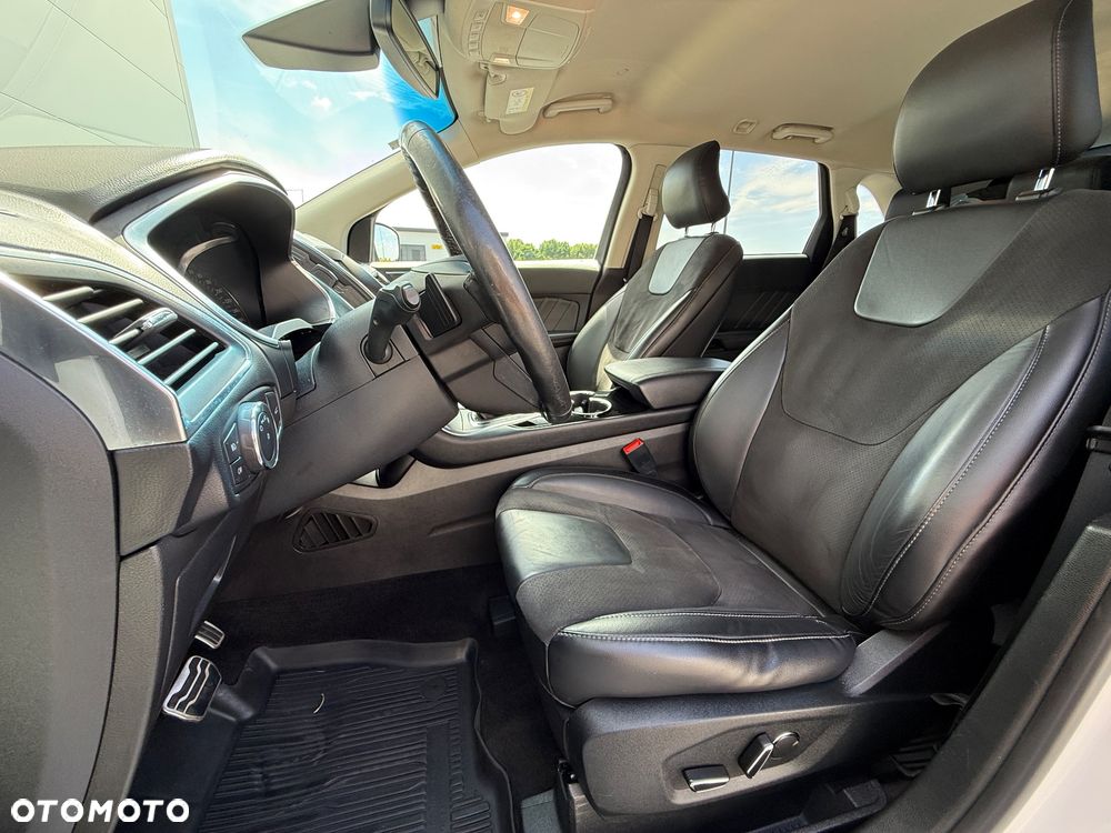 Ford Edge 2.0 TDCi Bi-Turbo 4x4 ST-LINE - 18