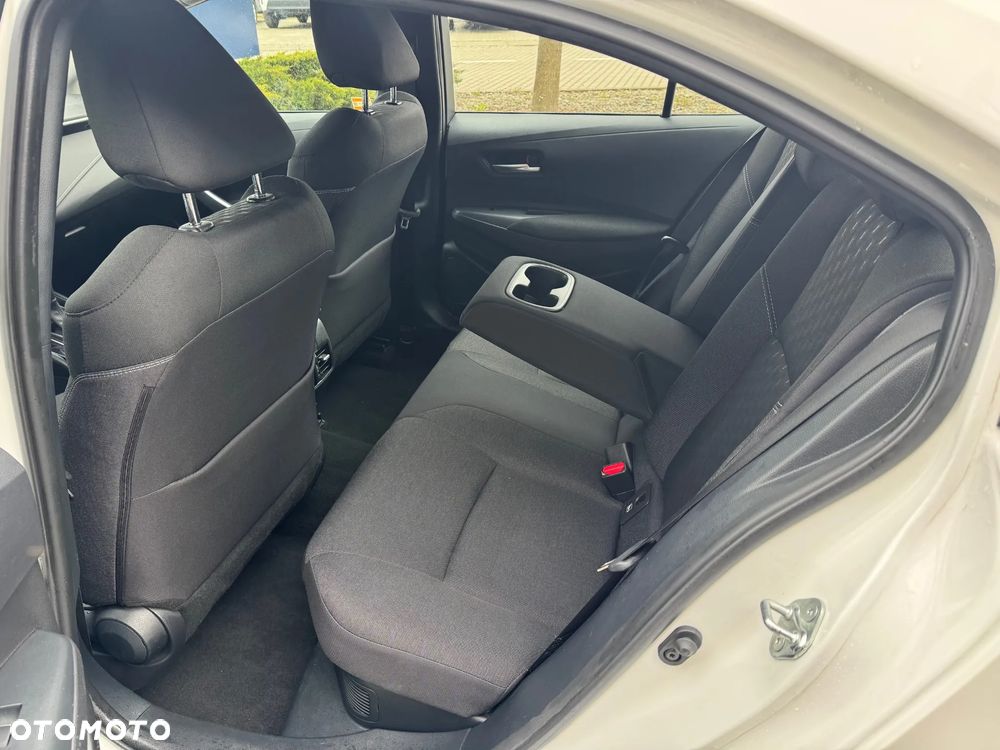 Toyota Corolla 1.8 Hybrid Comfort - 13