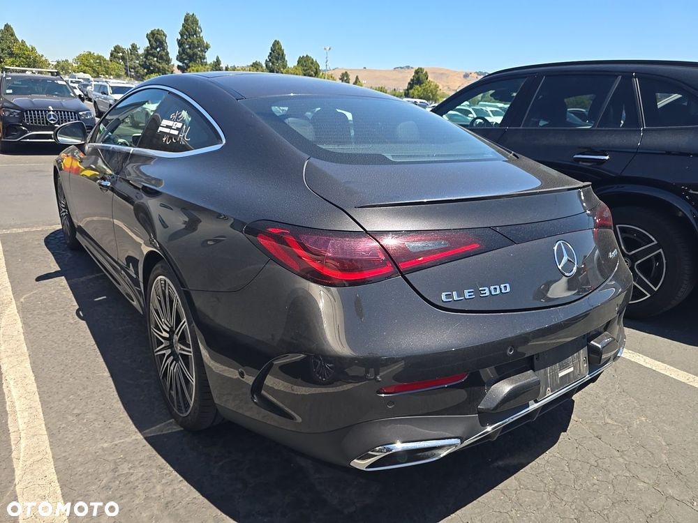 Mercedes-Benz CLE 300 4Matic 9G-TRONIC Edition AMG Line - 5