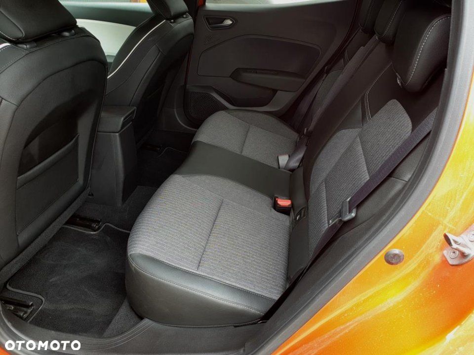 Renault Clio - 35