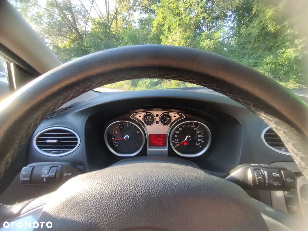 Ford Focus - 11