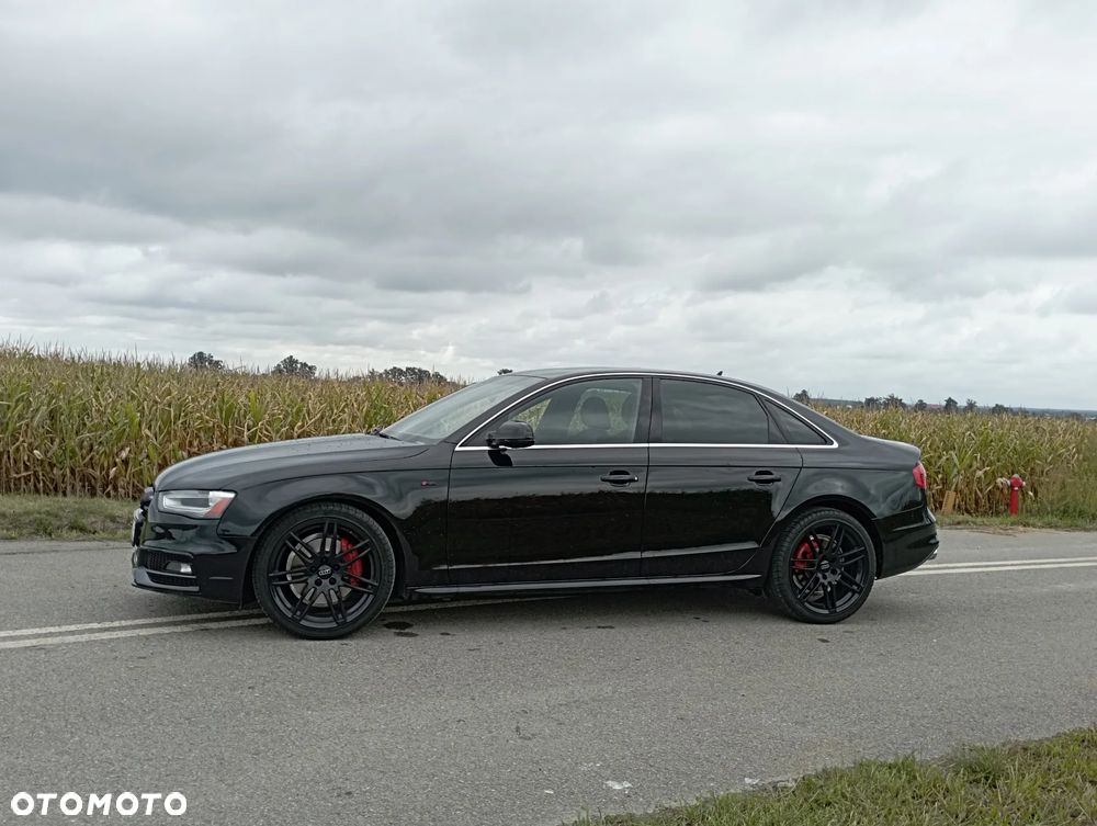Audi A4 Limousine 2.0 TFSI quattro S tronic S line Sportpaket - 5