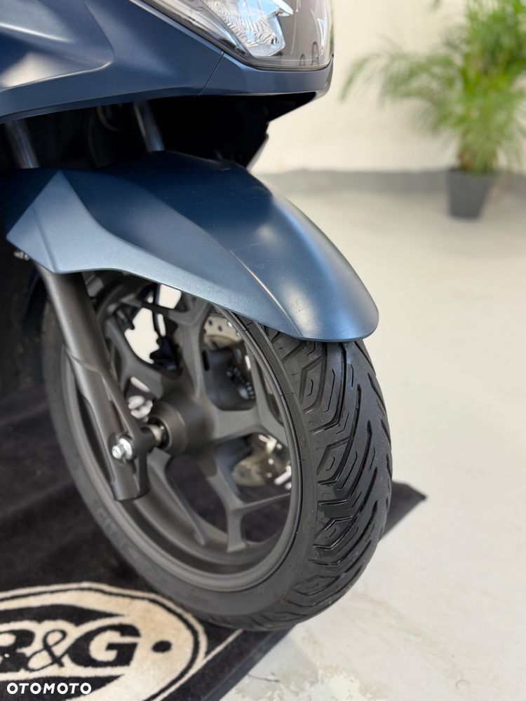 Honda PCX - 9