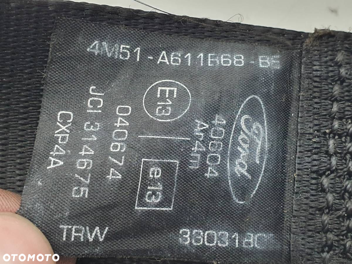 PAS TYŁ ŚRODKOWY ZAPINKA FORD FOCUS C-MAX  4M51-A611B68-BE - 7