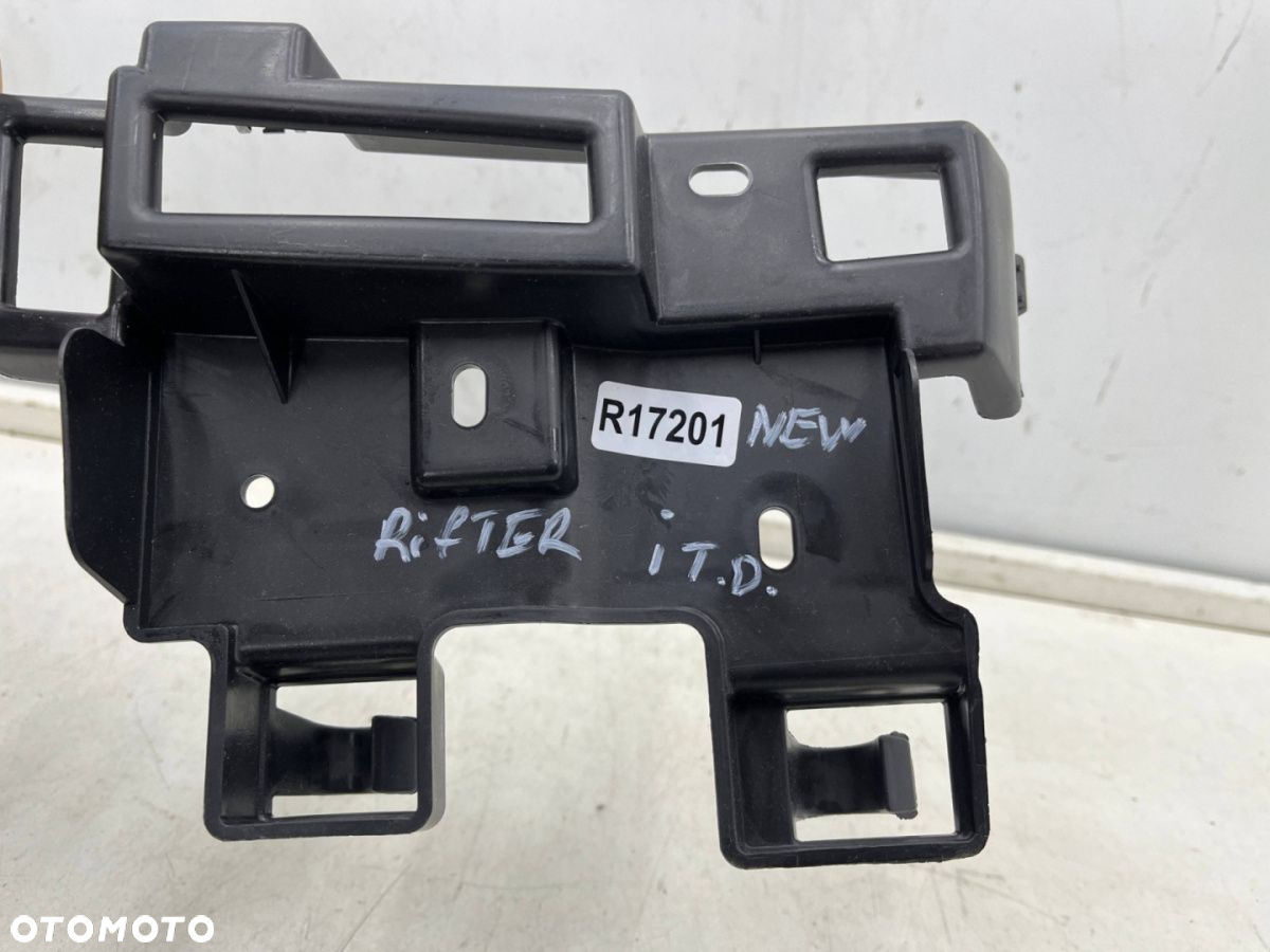Ślizg Peugeot Rifter Partner Berlingo III Combo E ProAce City 18r.- lewe przednie mocowanie zderzaka - 6