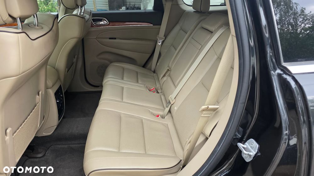 Jeep Grand Cherokee - 8