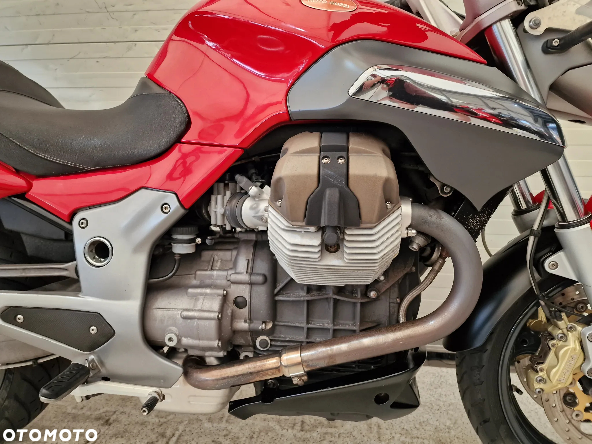 Moto Guzzi Breva - 23