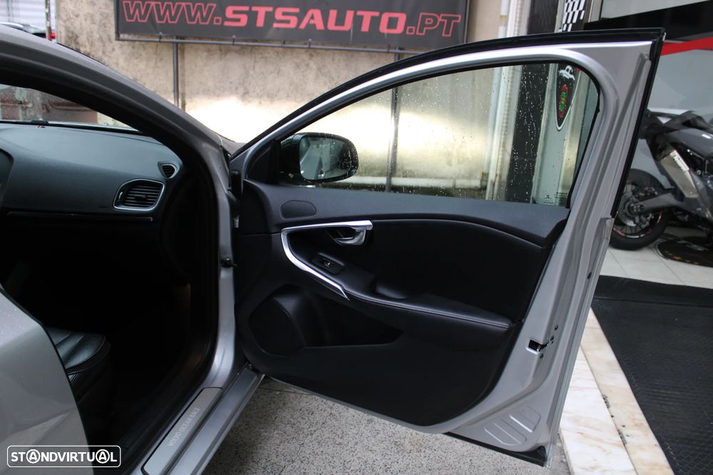 Volvo V40 D2 Powershift Ocean Race - 29