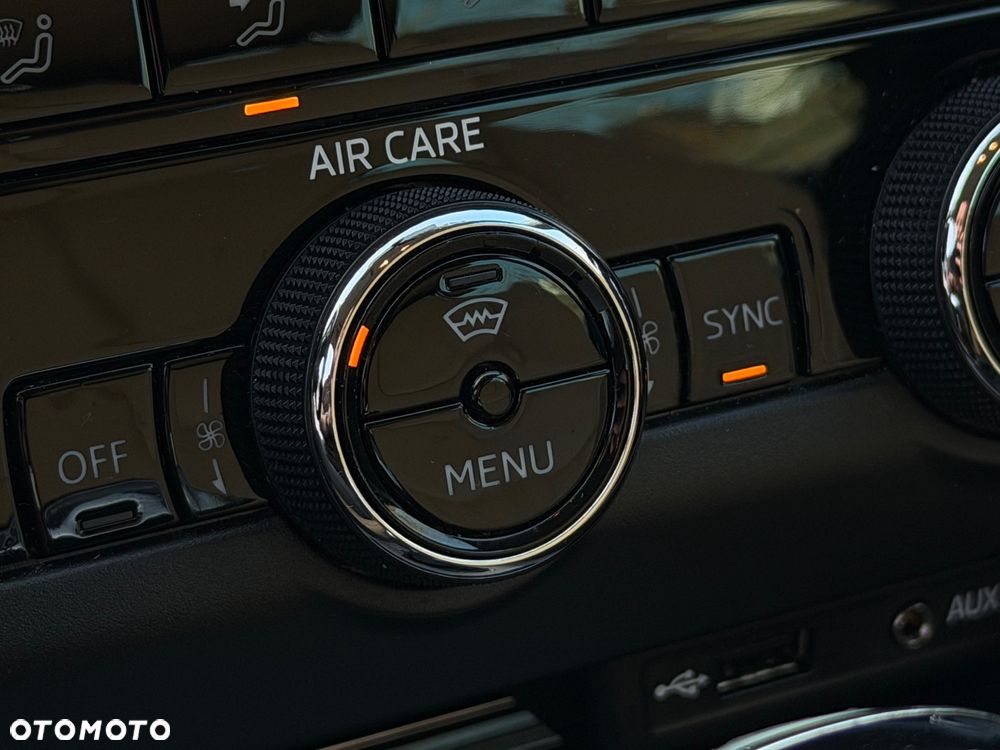 Skoda Octavia 1.6 TDI DSG Premium Edition - 37