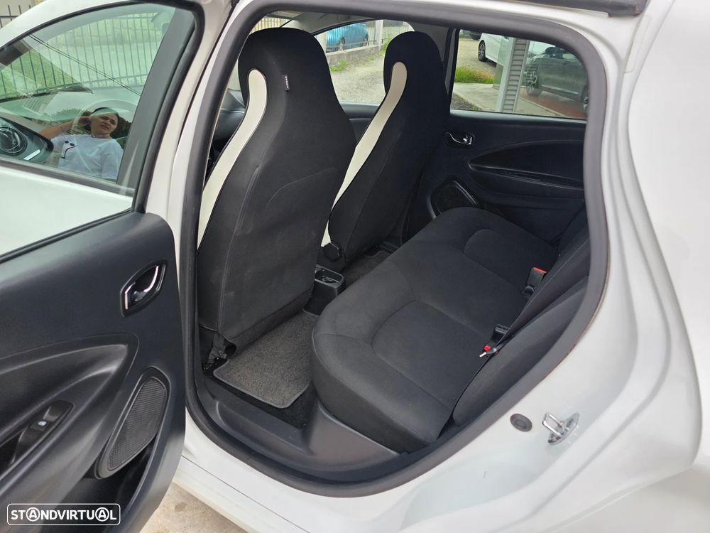 Renault Zoe (c/ Bateria) Limited 40 - 21