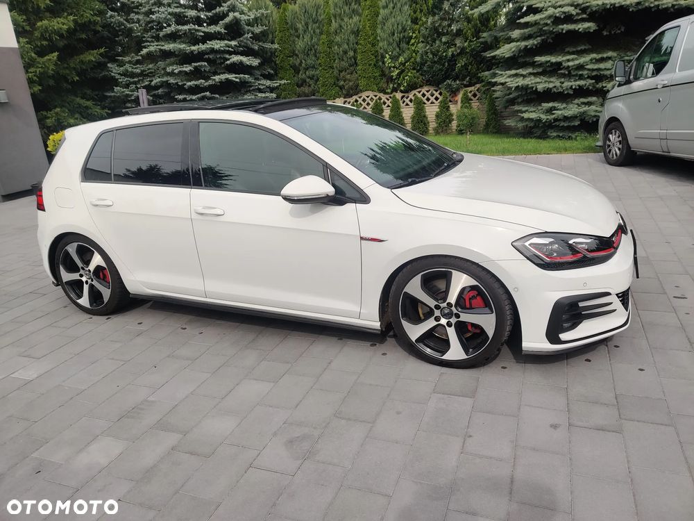 Volkswagen Golf GTI 2.0 TSI OPF DSG Performance - 4