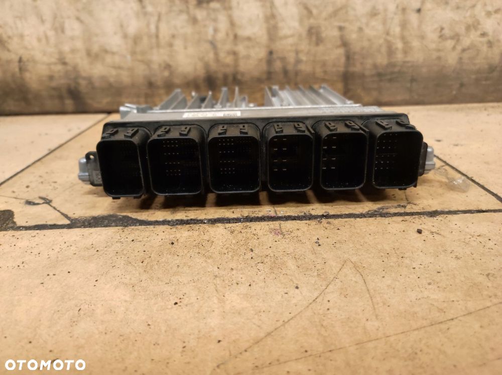 komputer silnika bmw i 1 f20 f21 m140i 3.0b - 3