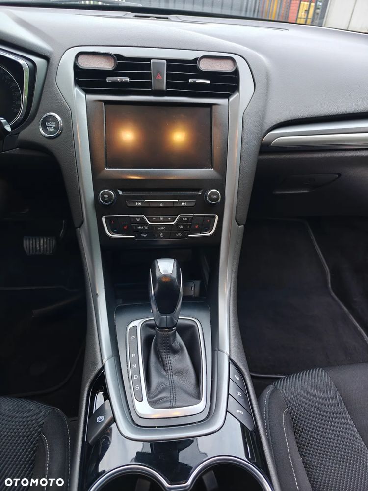 Ford Mondeo SW 2.0 TDCi S&S PowerShift-Aut Titanium - 6