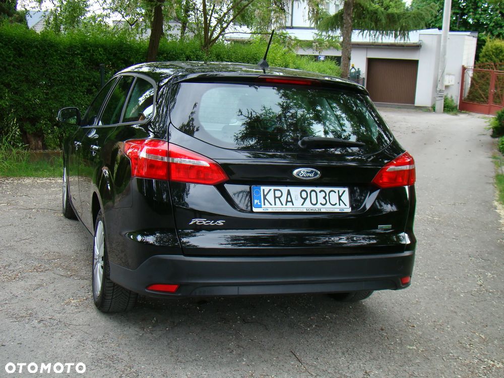 Ford Focus 1.0 EcoBoost Trend - 9