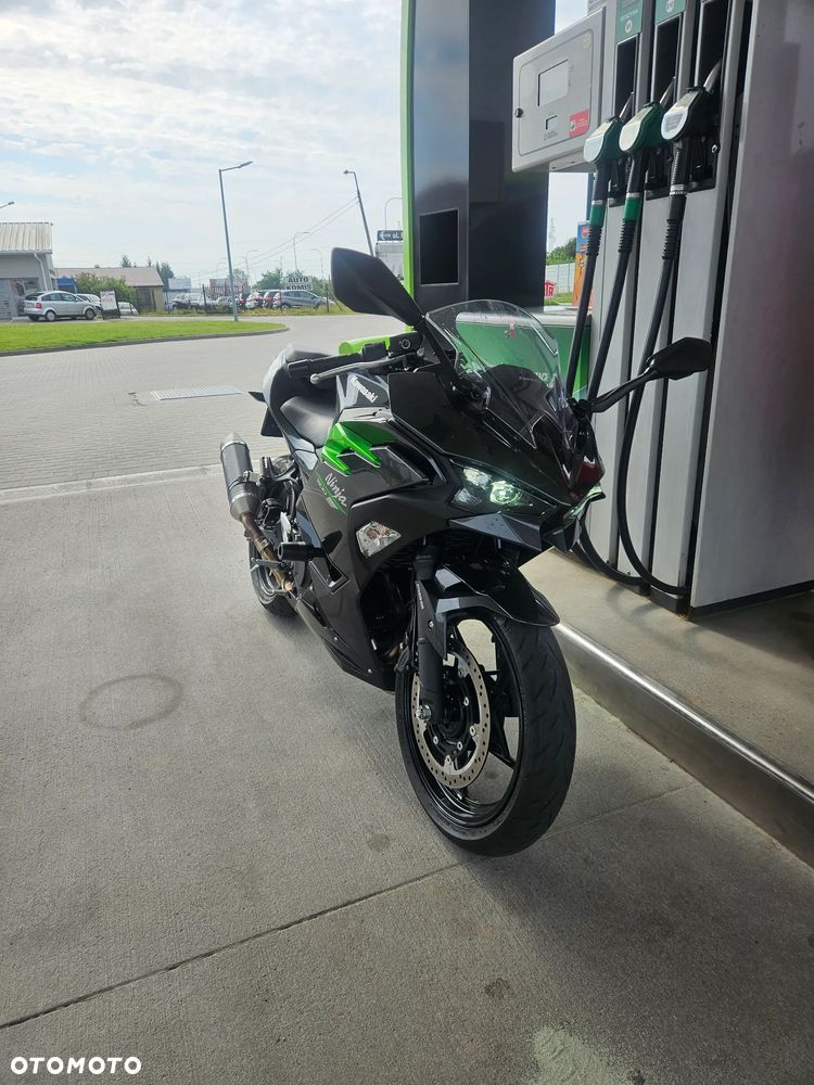 Kawasaki Ninja 500 - 2