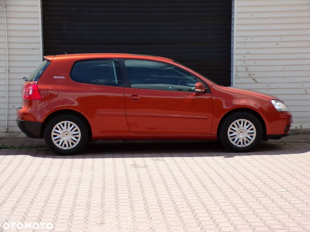 Volkswagen Golf - 4