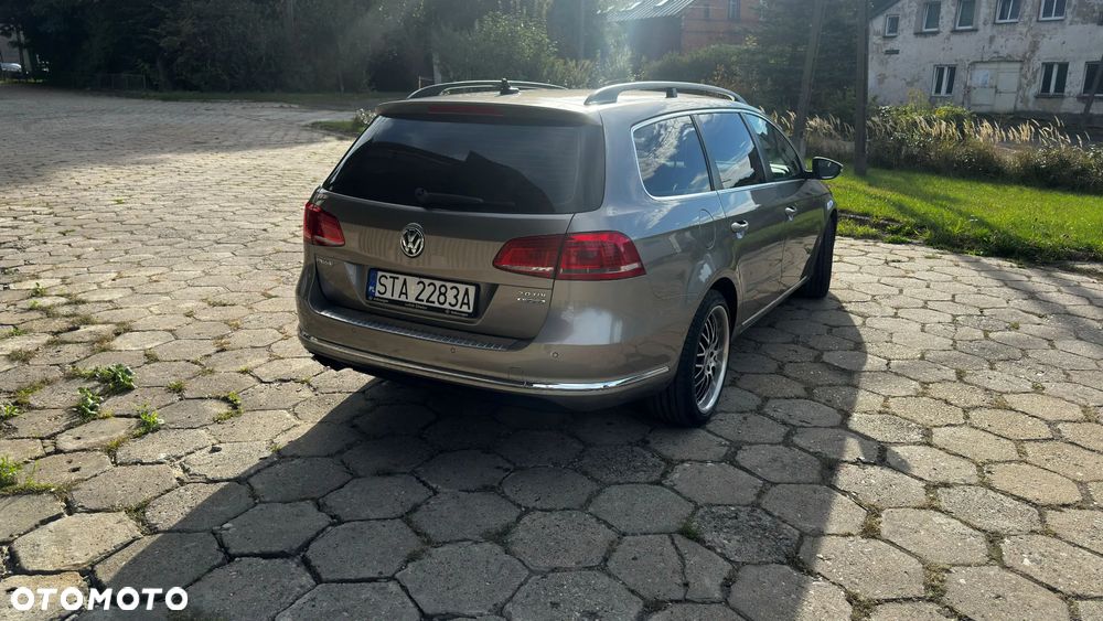 Volkswagen Passat 2.0 TDI Comfortline DSG - 10