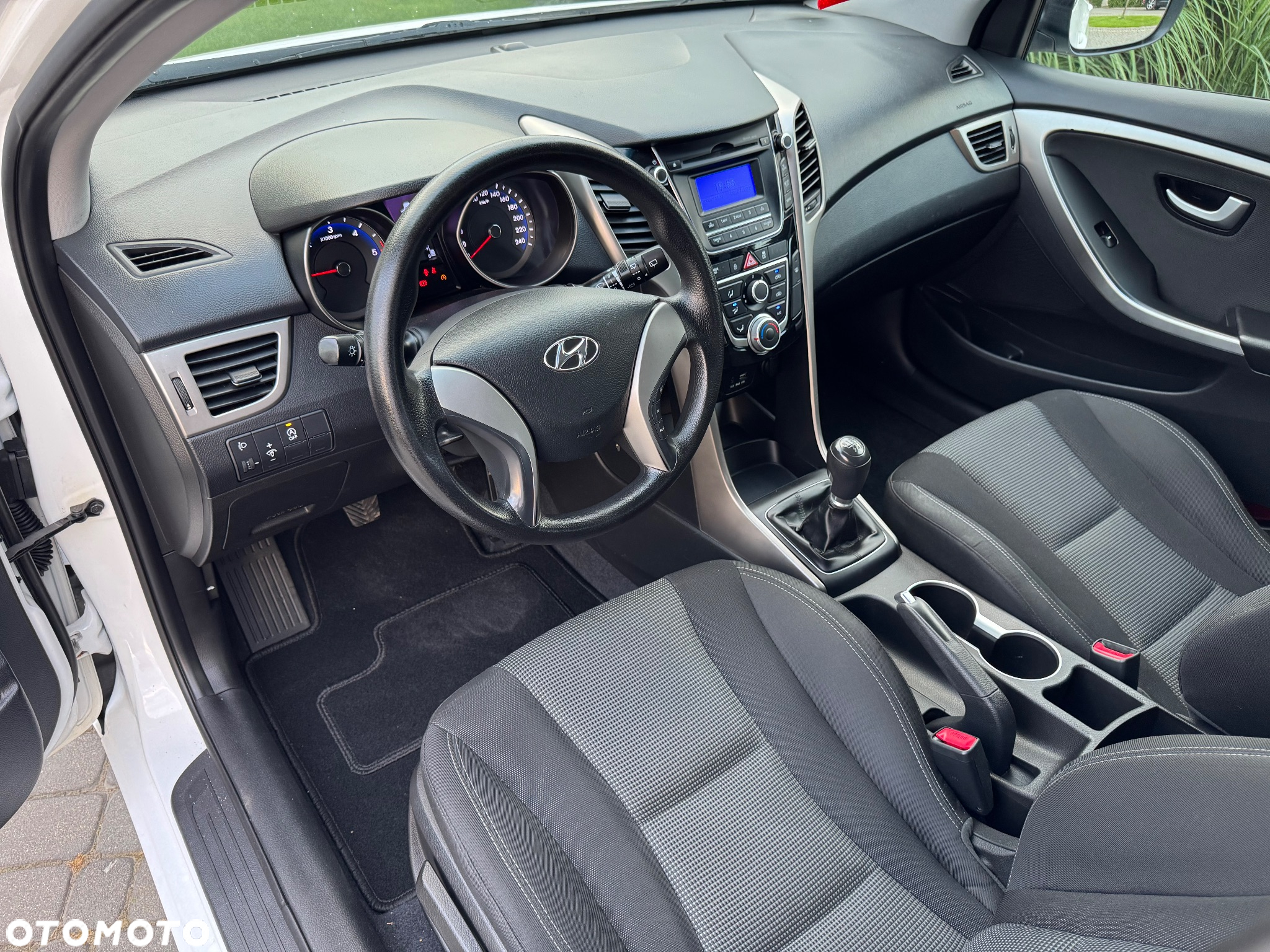 Hyundai i30 1.6 CRDi BlueDrive Comfort - 18