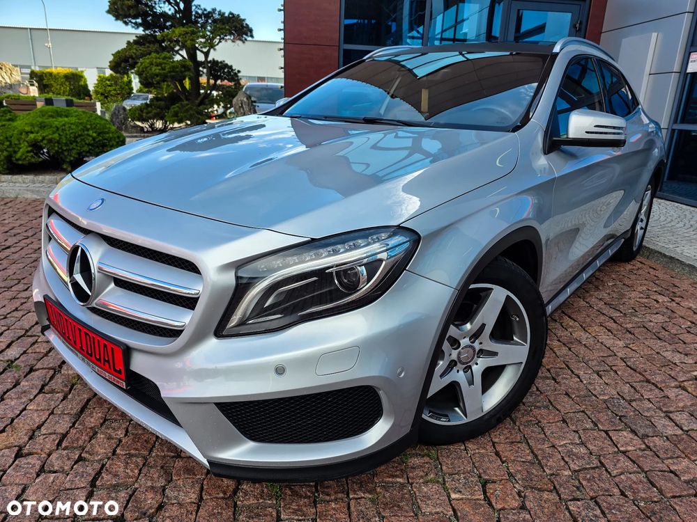 Mercedes-Benz GLA 220 CDI 4Matic 7G-DCT AMG Line - 1