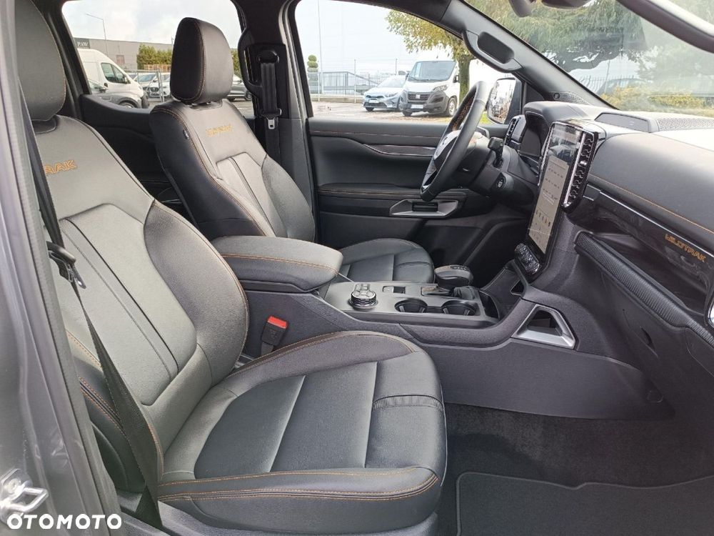 Ford Ranger Wildtrak - 12