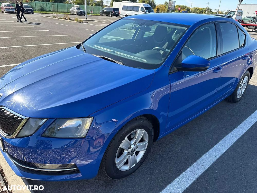 SKODA Octavia 2018 — imagine 3