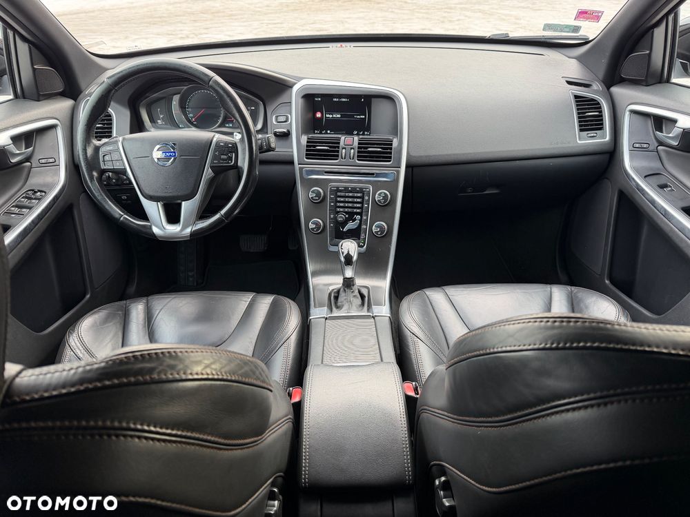 Volvo XC 60 D5 AWD Summum - 9