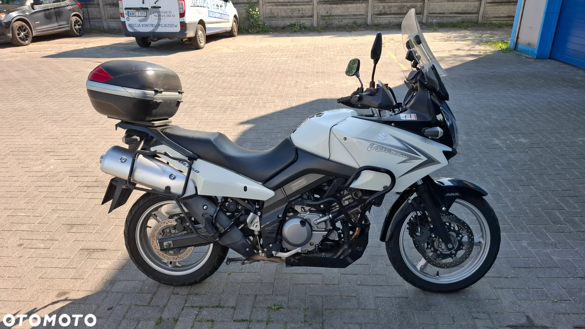 Suzuki DL - 3