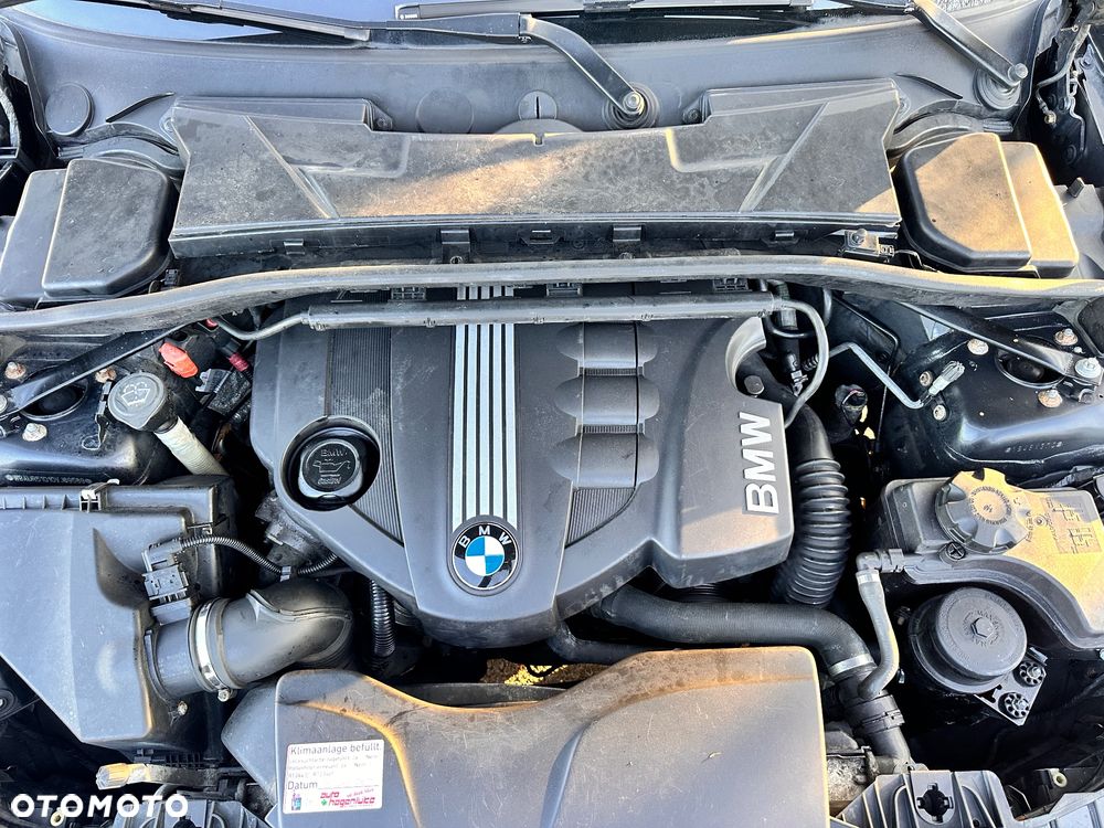 BMW Seria 1 123d DPF - 40