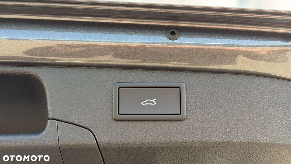 Skoda Superb 2.0 TDI SCR Drive DSG - 10