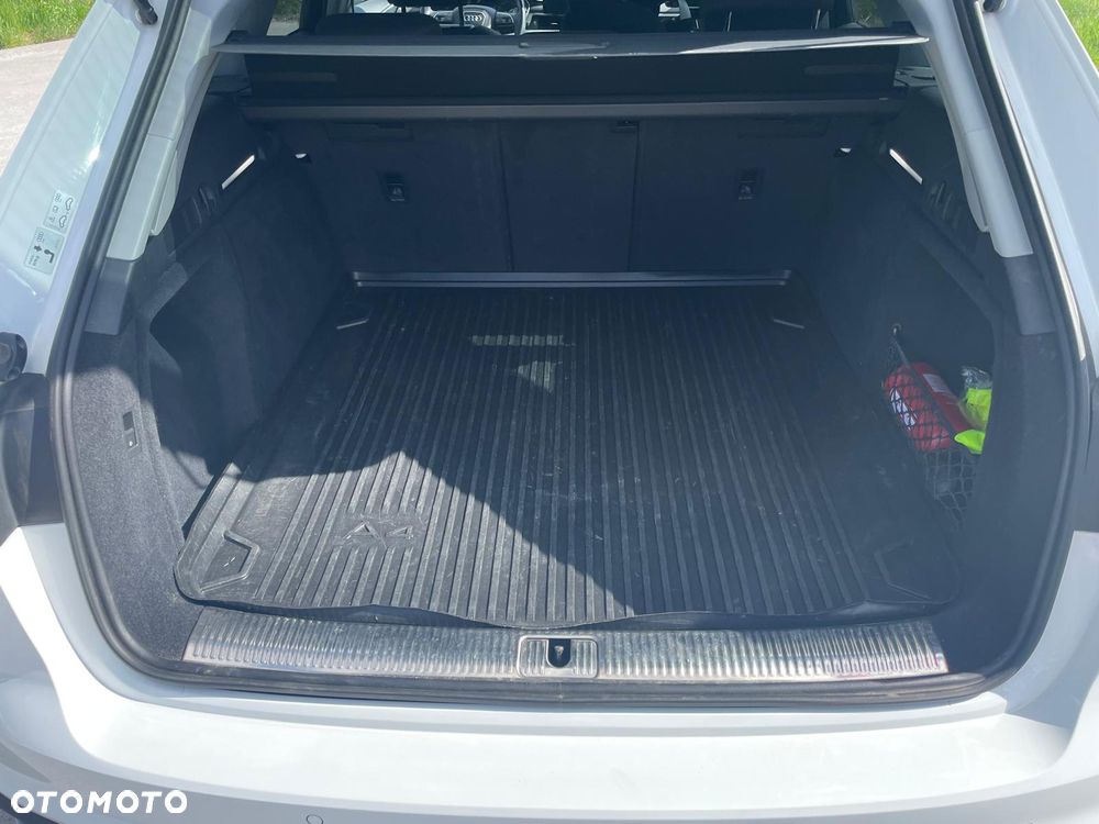 Audi A4 Avant 40 TDI Quattro Advanced S tronic - 12
