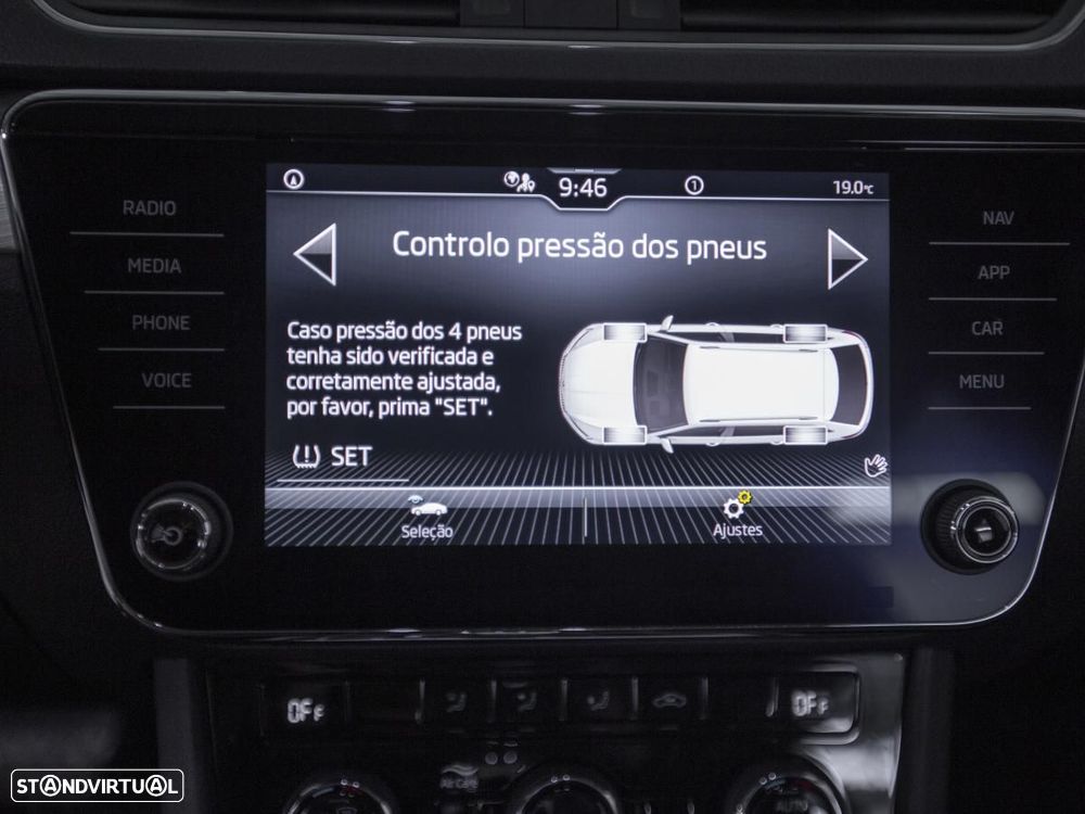 Skoda Superb Break 2.0 TDI Ambition DSG - 25