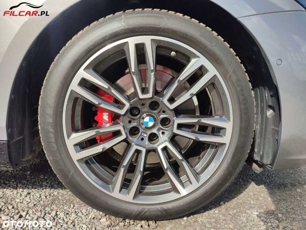 BMW Seria 5 - 32