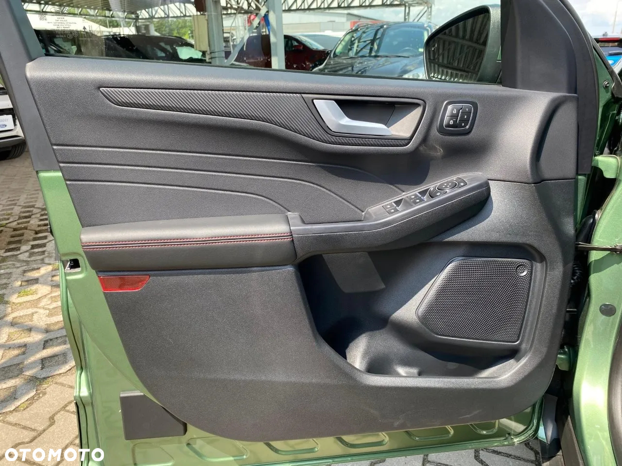 Ford Kuga 2.5 FHEV FWD ST-Line X eCVT - 10